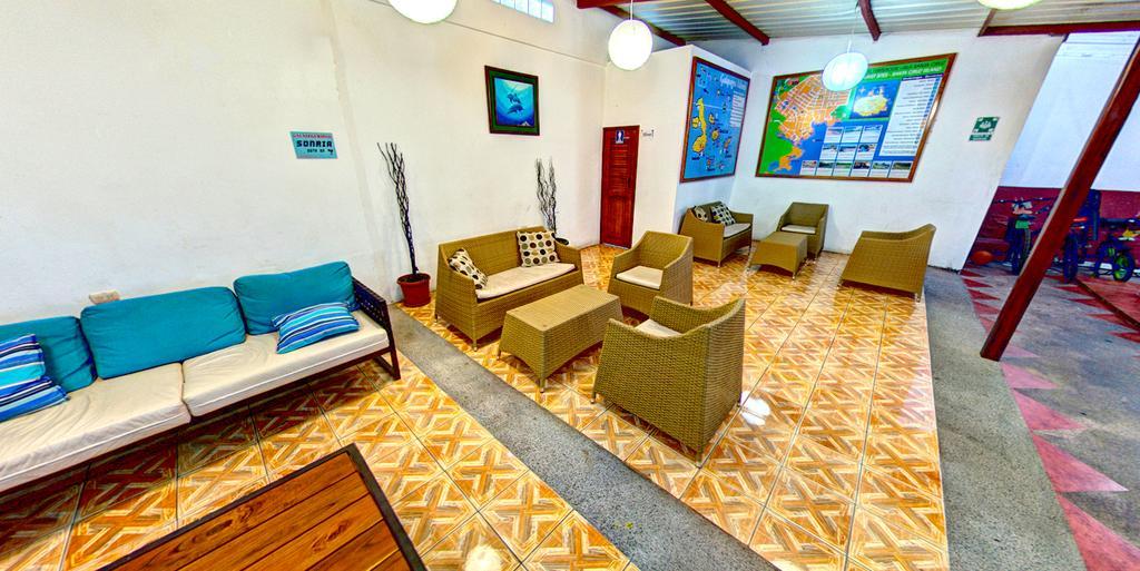 פורטו איורה Hostal Espana מראה חיצוני תמונה